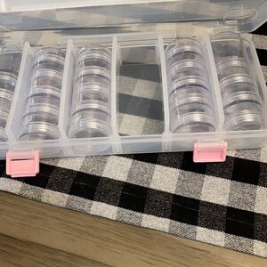 Organizer/compartments